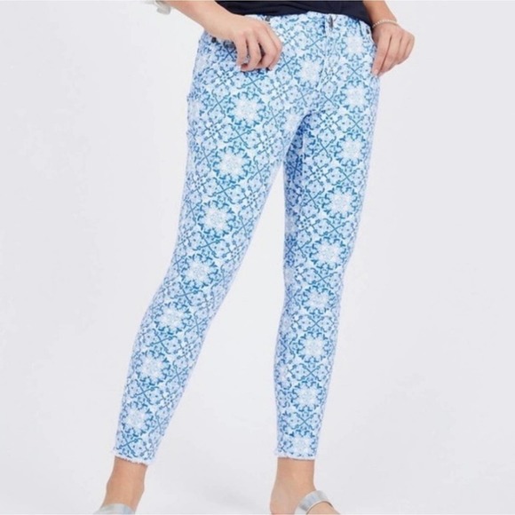 Kut from the Kloth Medallion Connie Ankle Skinny 2 - Picture 2 of 12